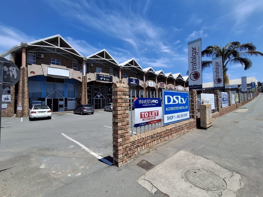 To Let Commercial Property for Rent in Vincent Eastern Cape